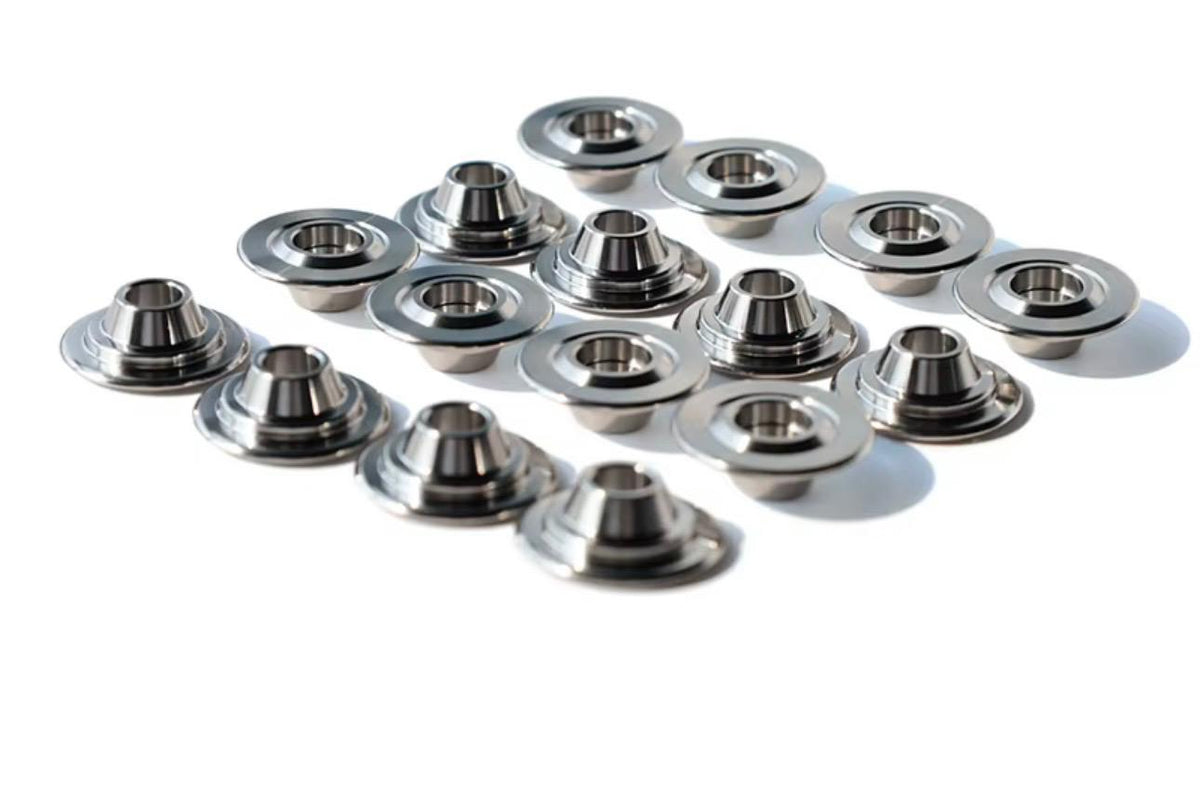 Yamaha 1.8 Motor Retainers